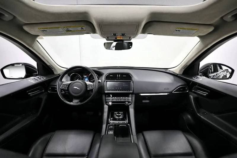 2020 Jaguar F PACE PRESTIGE thumbnail 7