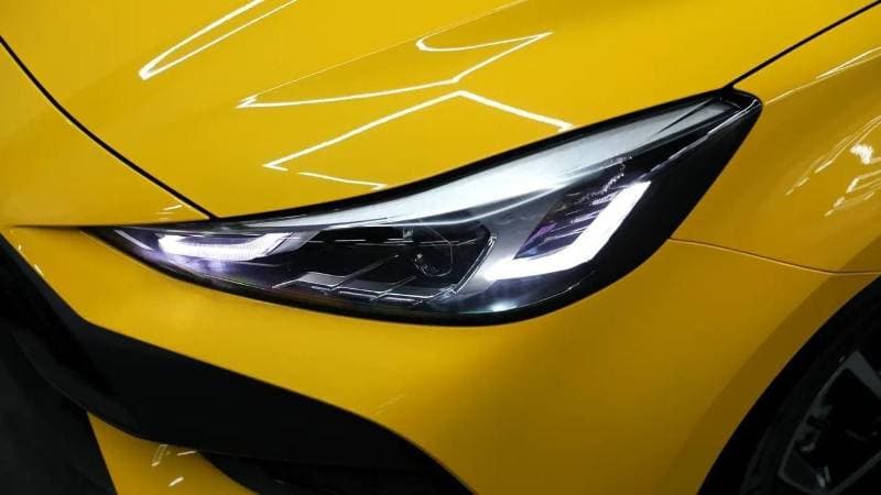 2023 MG GT LUXURY thumbnail 5