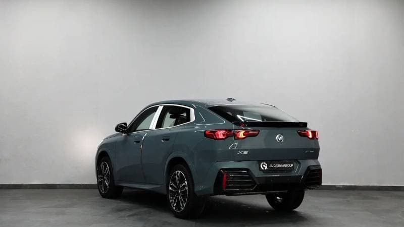 2026 BMW X2 thumbnail 6