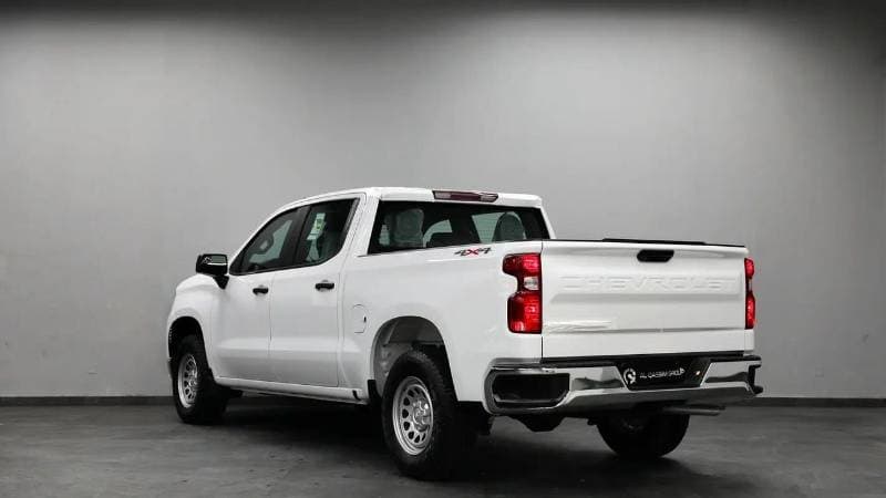 2025 Chevrolet Silverado 1500 RST thumbnail 4