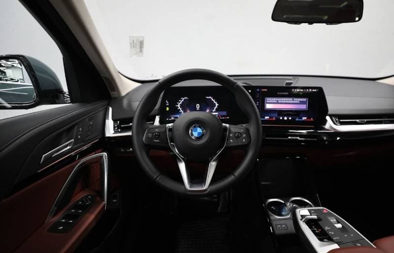 2026 BMW X2 SDRIVE25I M SPORT thumbnail 8