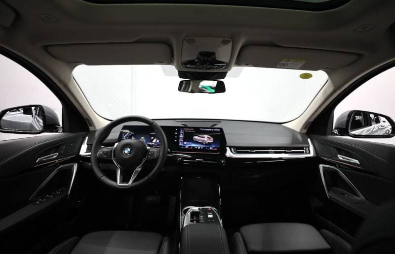 2026 BMW X2 SDRIVE25I M SPORT thumbnail 7