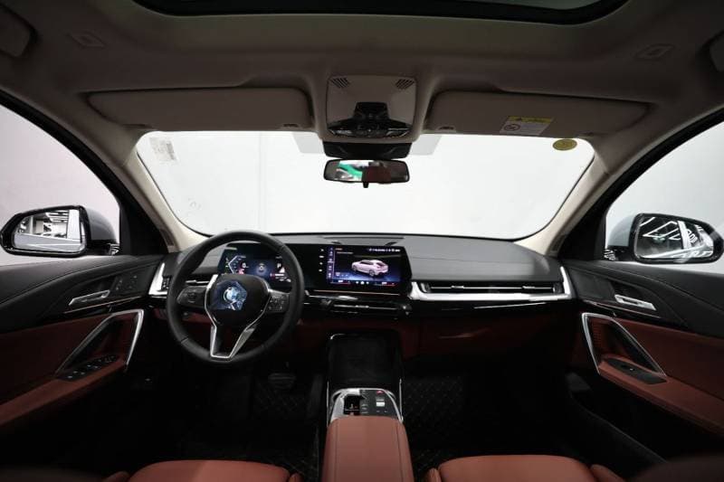 2026 BMW X2 SDRIVE25I M SPORT thumbnail 8