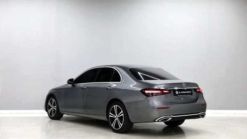 2021 Mercedes Benz E200 PREMIUM thumbnail 4