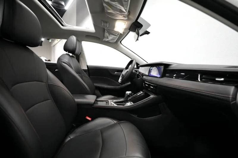 2024 Roewe I5 STANDARD thumbnail 6