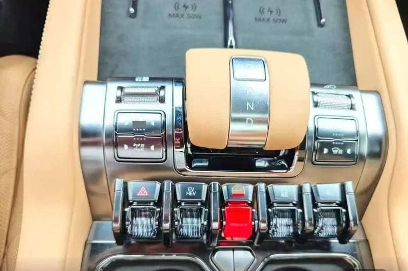 2024 BYD Leopard 8 FLAGSHIP thumbnail 7