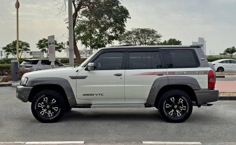 2024 Nissan Patrol thumbnail 4