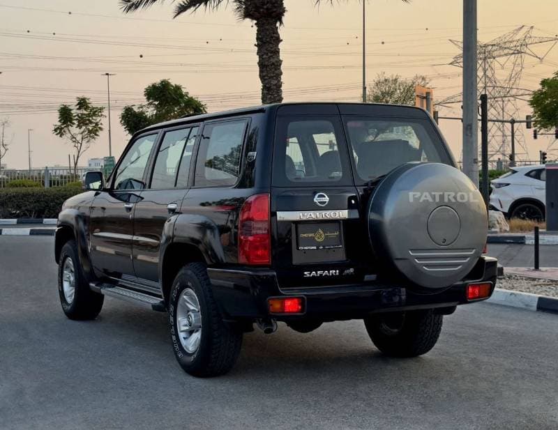 2024 Nissan Patrol SAFARI SW thumbnail 5