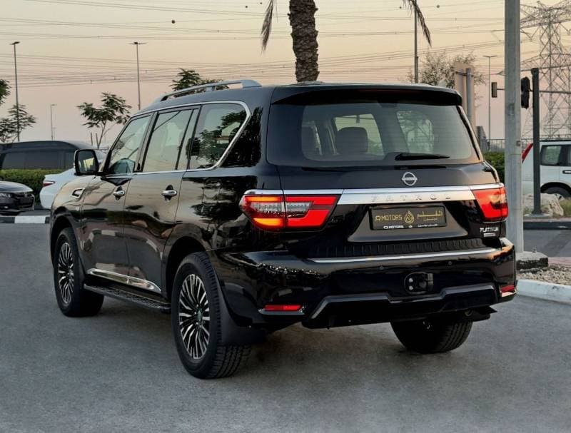 2024 Nissan Patrol LE PLATINUM CITY thumbnail 5