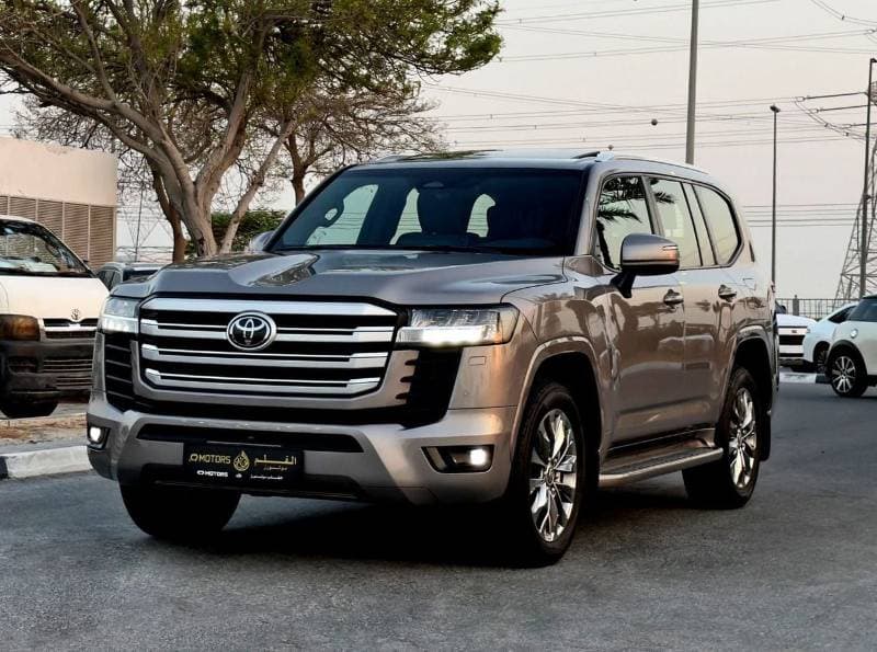 2025 Toyota Land Cruiser GXR