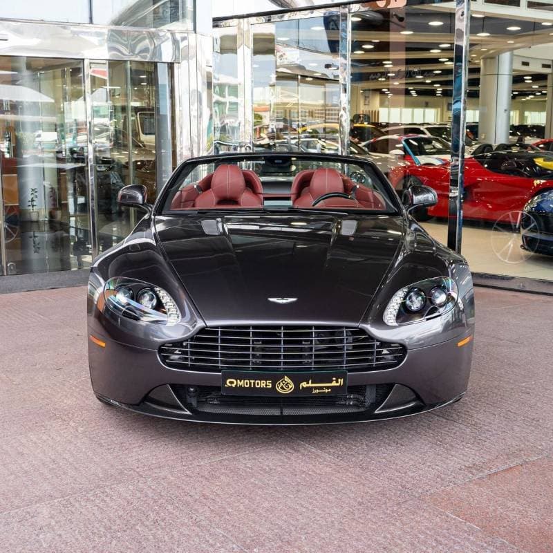 2016 Aston Martin Vantage S thumbnail 3