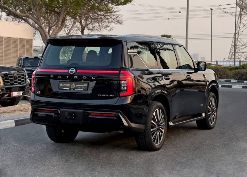 2025 Nissan Patrol LE PLATINUM CITY thumbnail 7