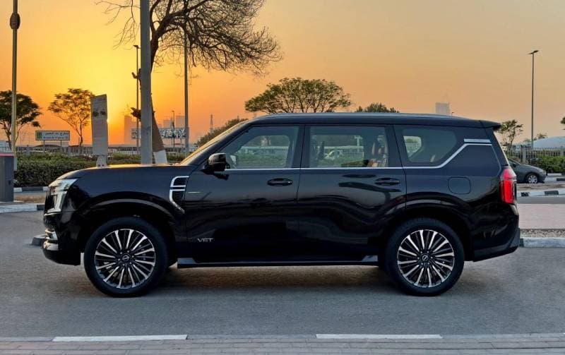2025 Nissan Patrol LE PLATINUM CITY thumbnail 4