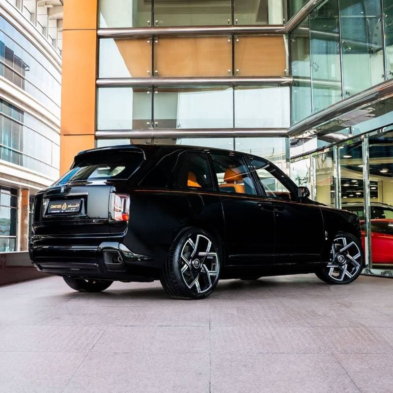 2026 Rolls Royce Cullinan BLACK BADGE thumbnail 2