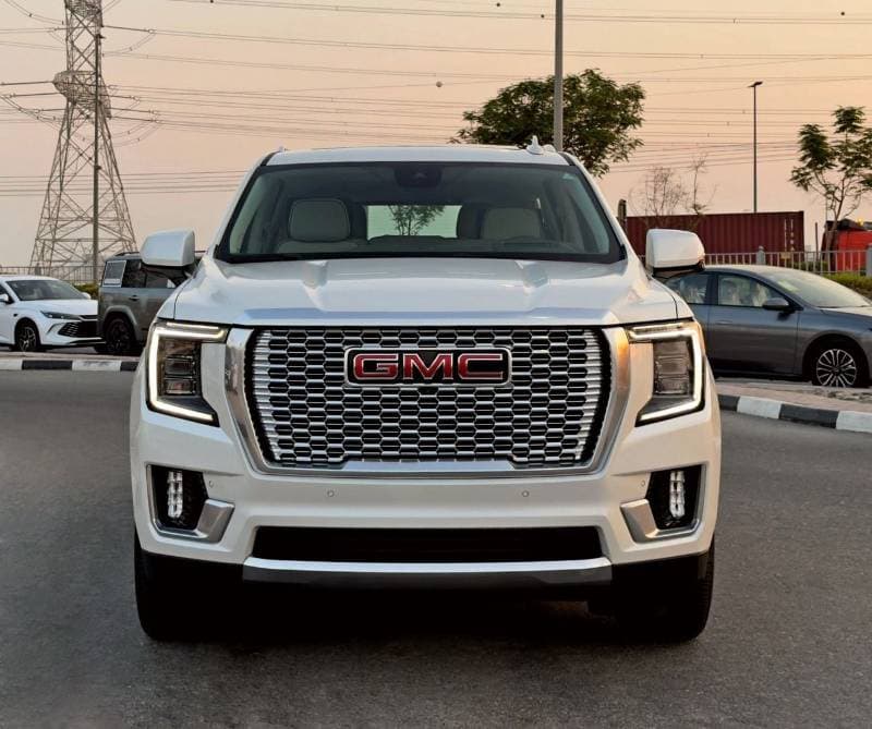 2024 GMC Yukon DENALI thumbnail 2