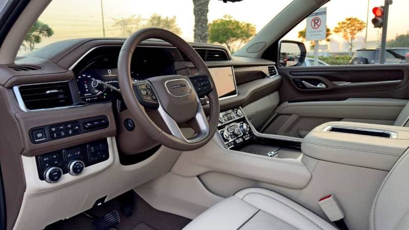 2024 GMC Yukon DENALI thumbnail 8