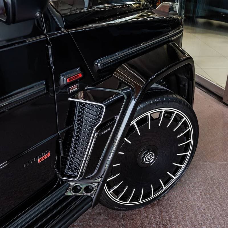 2025 Mercedes Benz G63 AMG BRABUS G800 thumbnail 4