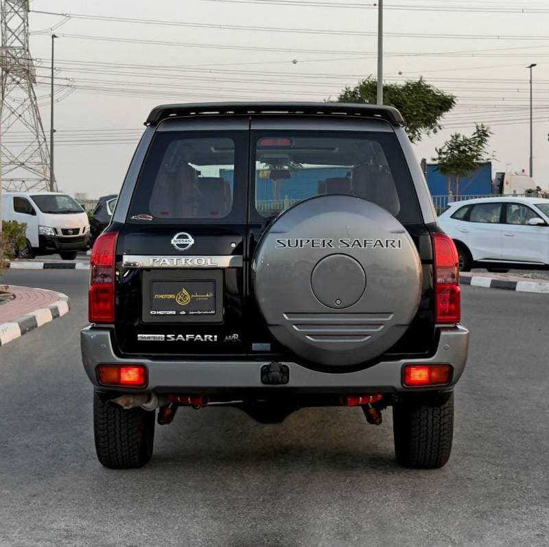 2023 Nissan Patrol SUPER SAFARI thumbnail 6