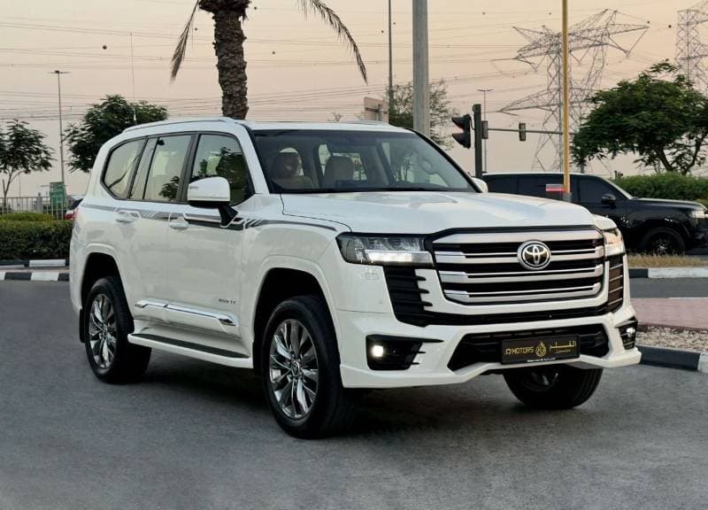 2025 Toyota Land Cruiser GXR thumbnail 3