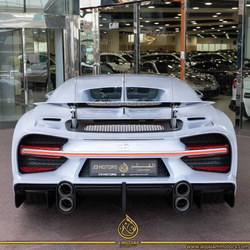 2023 Bugatti Chiron SUPER SPORT thumbnail 4