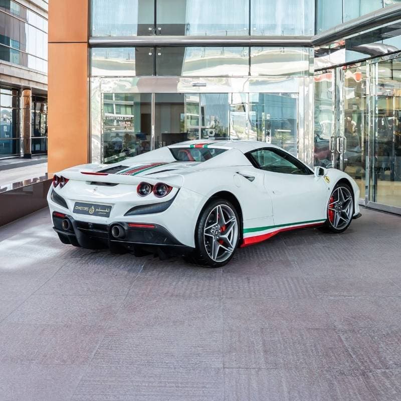 2023 Ferrari F8 Spider STANDARD thumbnail 3