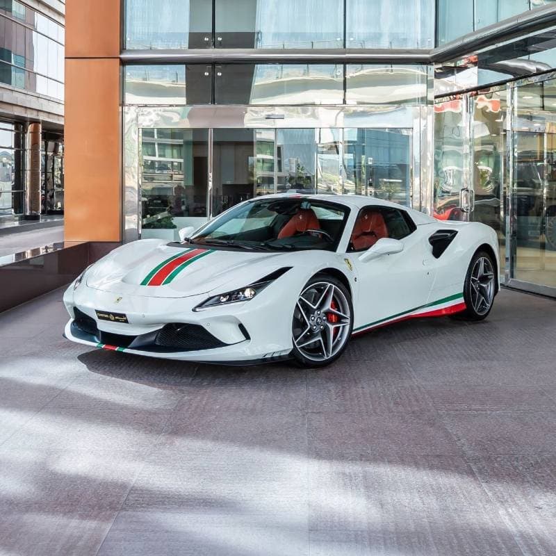 2023 Ferrari F8 Spider STANDARD thumbnail 4