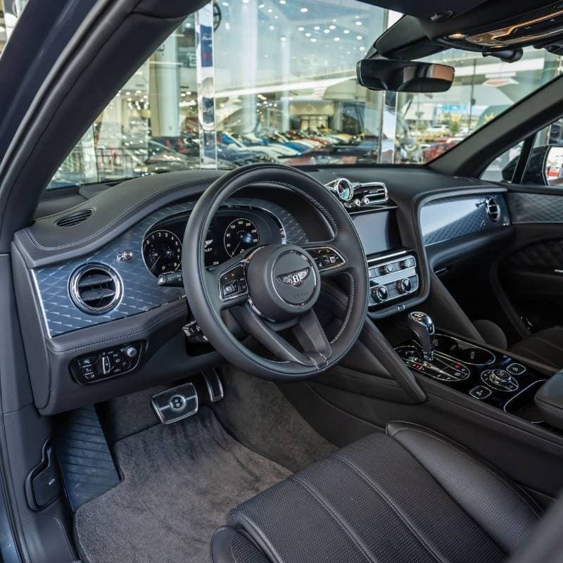 2023 Bentley Bentayga S thumbnail 8
