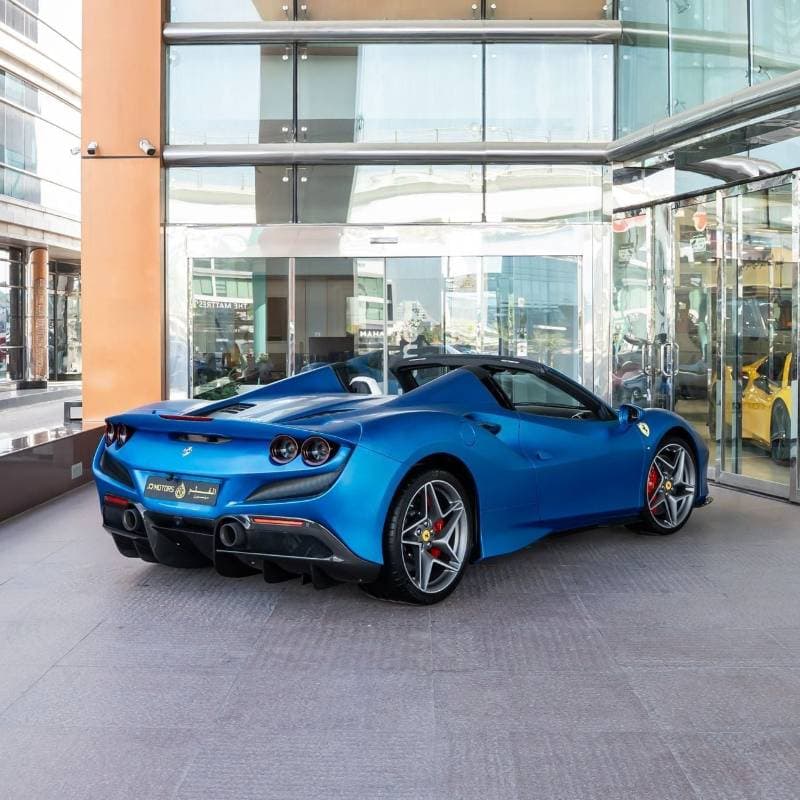 2023 Ferrari F8 Spider STANDARD thumbnail 4