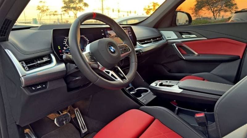 2025 BMW X1 M35i XDRIVE thumbnail 8