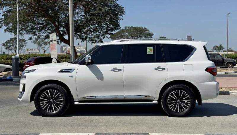 2024 Nissan Patrol LE PLATINUM CITY thumbnail 4