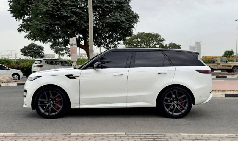 2024 Land Rover Range Rover Sport DYNAMIC HSE P400 thumbnail 4