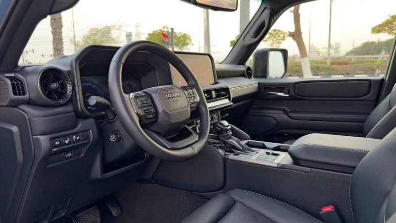 2025 Toyota Land Cruiser VXR thumbnail 8