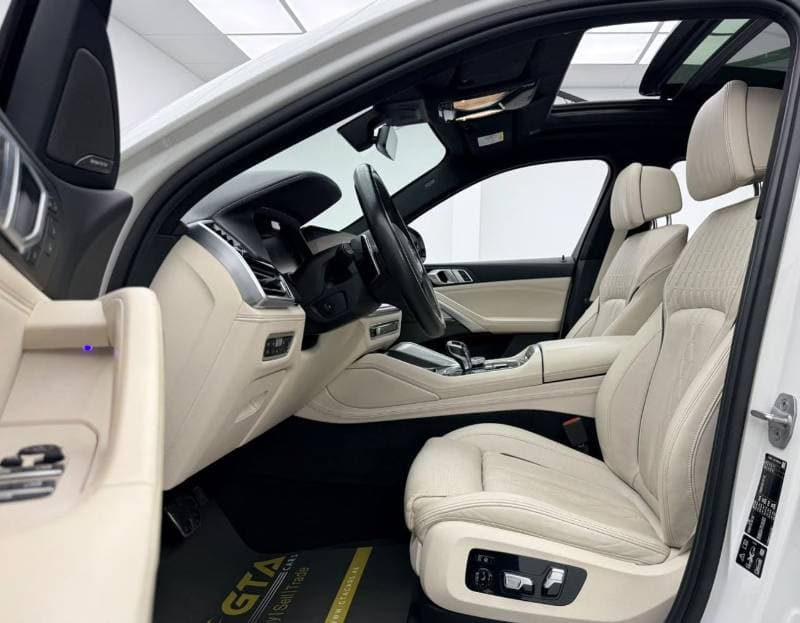 2020 BMW X6 M 50i thumbnail 8