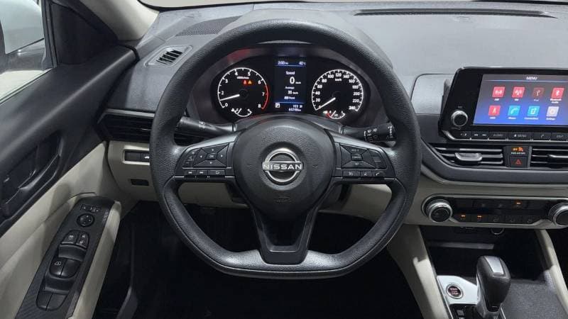 2023 Nissan Altima S thumbnail 8
