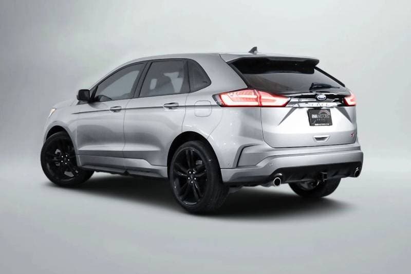 2023 Ford Edge ST thumbnail 2