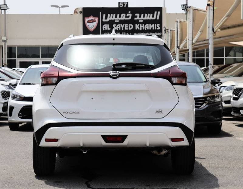 2024 Nissan Kicks S thumbnail 6