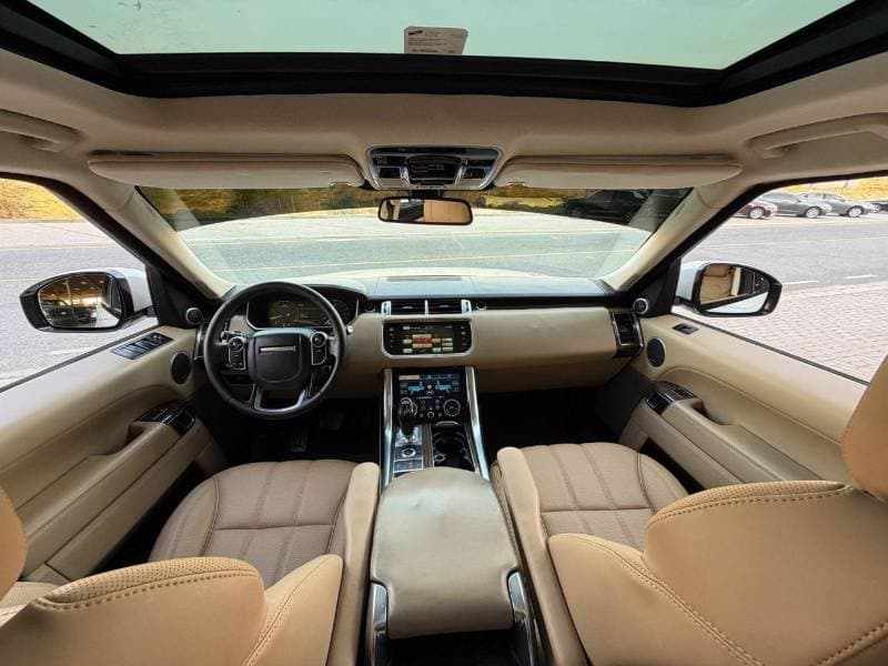 2014 Land Rover Range Rover Sport SVR thumbnail 5
