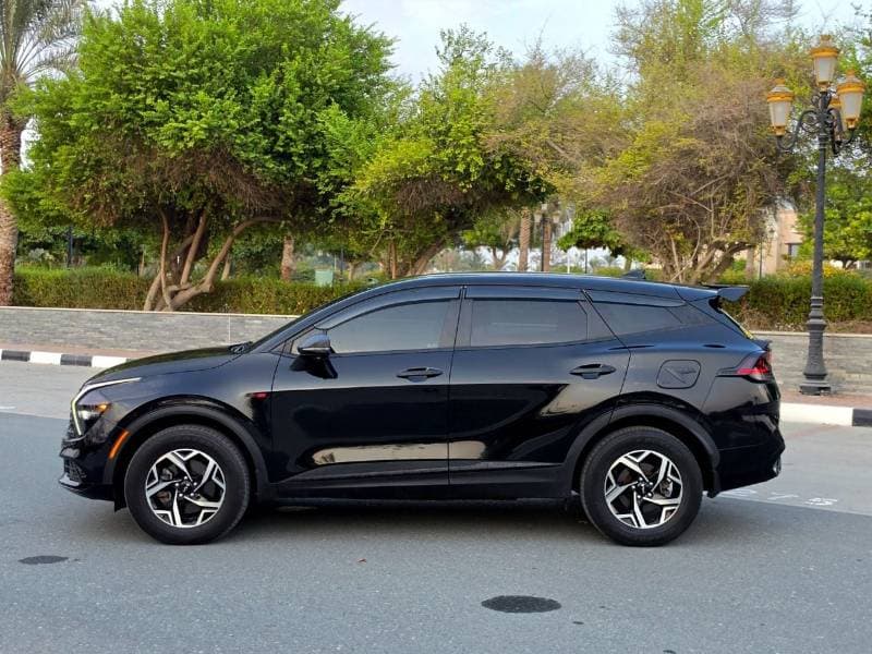 2023 Kia Sportage LX thumbnail 6