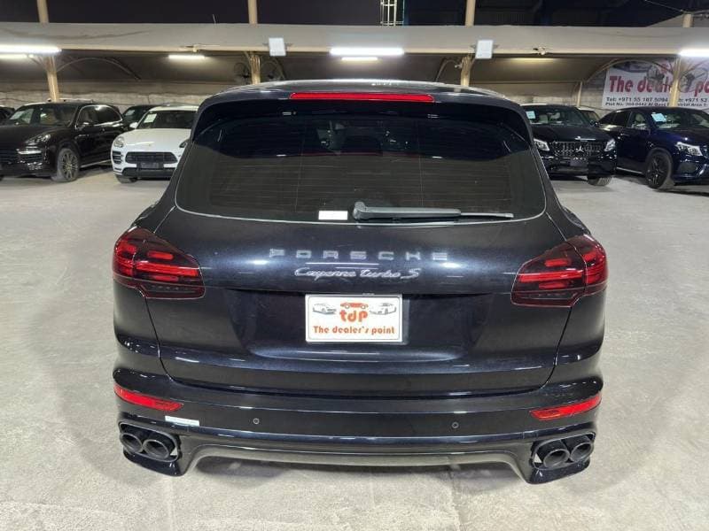 2016 Porsche Cayenne TURBO S thumbnail 5