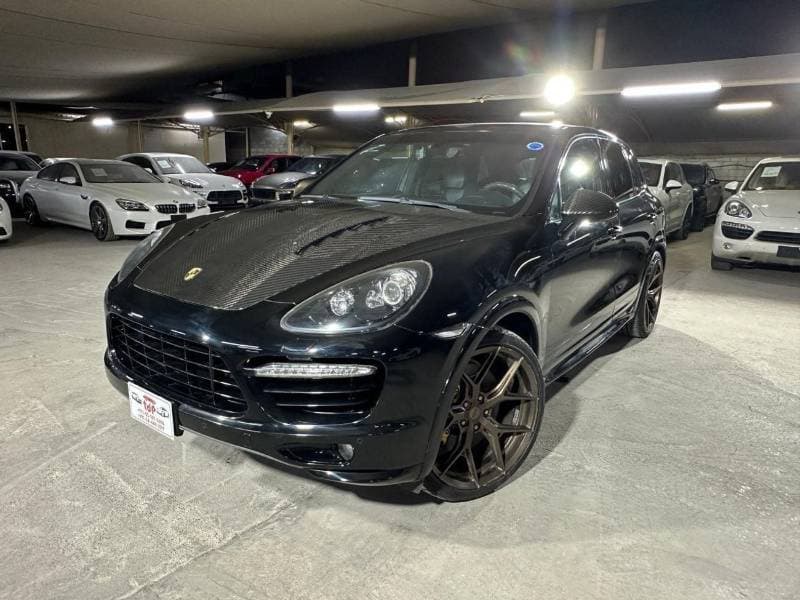 2012 Porsche Cayenne TURBO