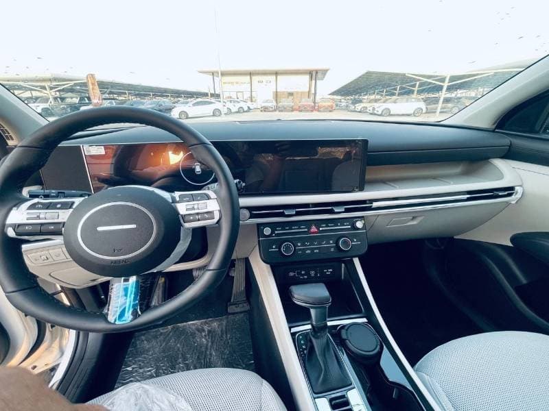 2026 Hyundai Tucson COMFORT thumbnail 5