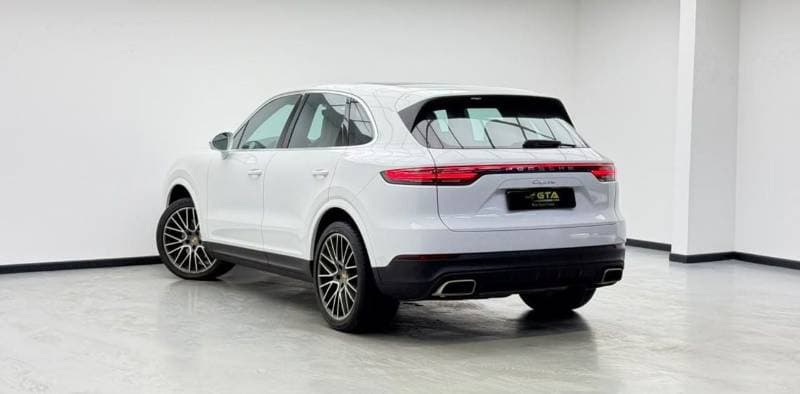 2019 Porsche Cayenne STANDARD thumbnail 6