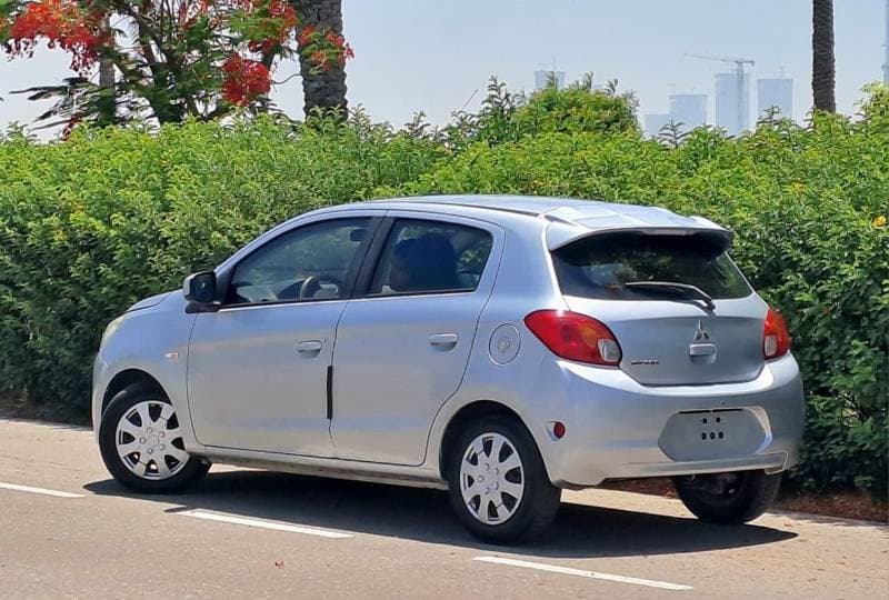 2014 Mitsubishi Mirage GLX BASIC thumbnail 4