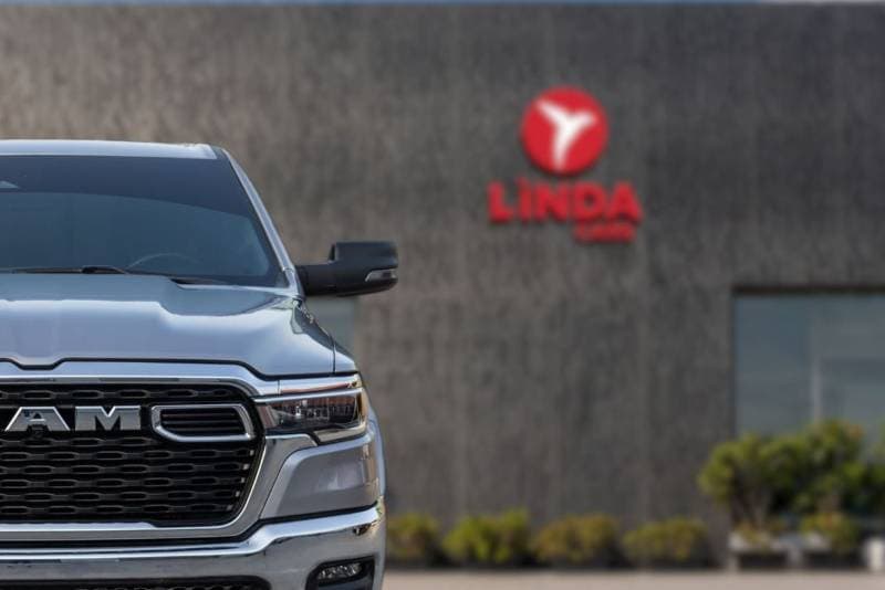 2025 RAM 1500 BIGHORN CREW CAB thumbnail 3