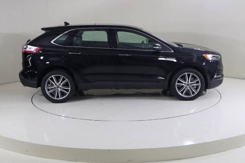 2022 Ford Edge TITANIUM thumbnail 3