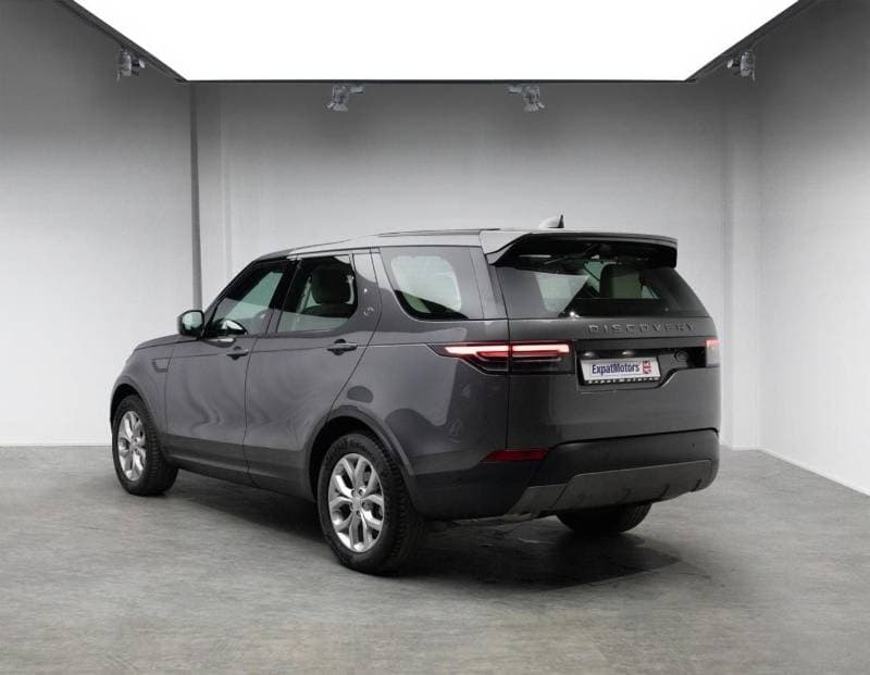 2019 Land Rover Discovery SE thumbnail 3