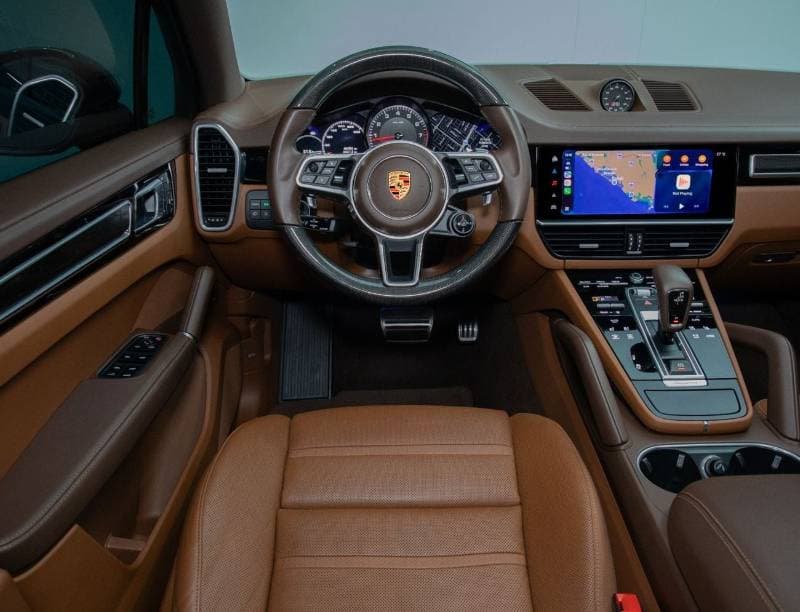 2023 Porsche Cayenne S thumbnail 6