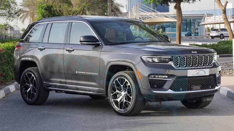 2025 Jeep Grand Cherokee thumbnail 3