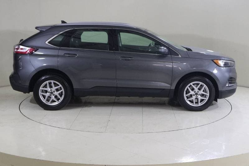 2023 Ford Edge SEL thumbnail 3