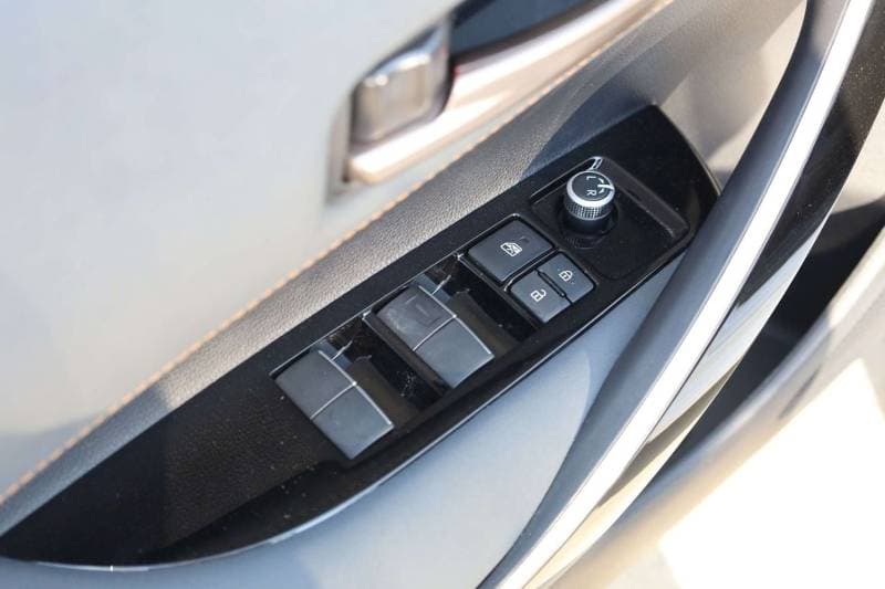 2026 Toyota Corolla thumbnail 7